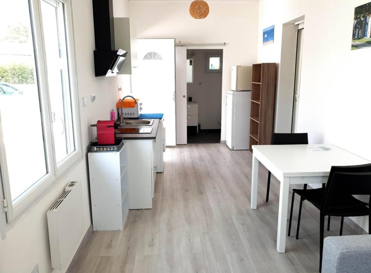 אודנאז' Beau Logement Avec Terrasse, Jacuzzi Et Terrain De Petanque Privatif A 5 Minutes De La Plage מראה חיצוני תמונה